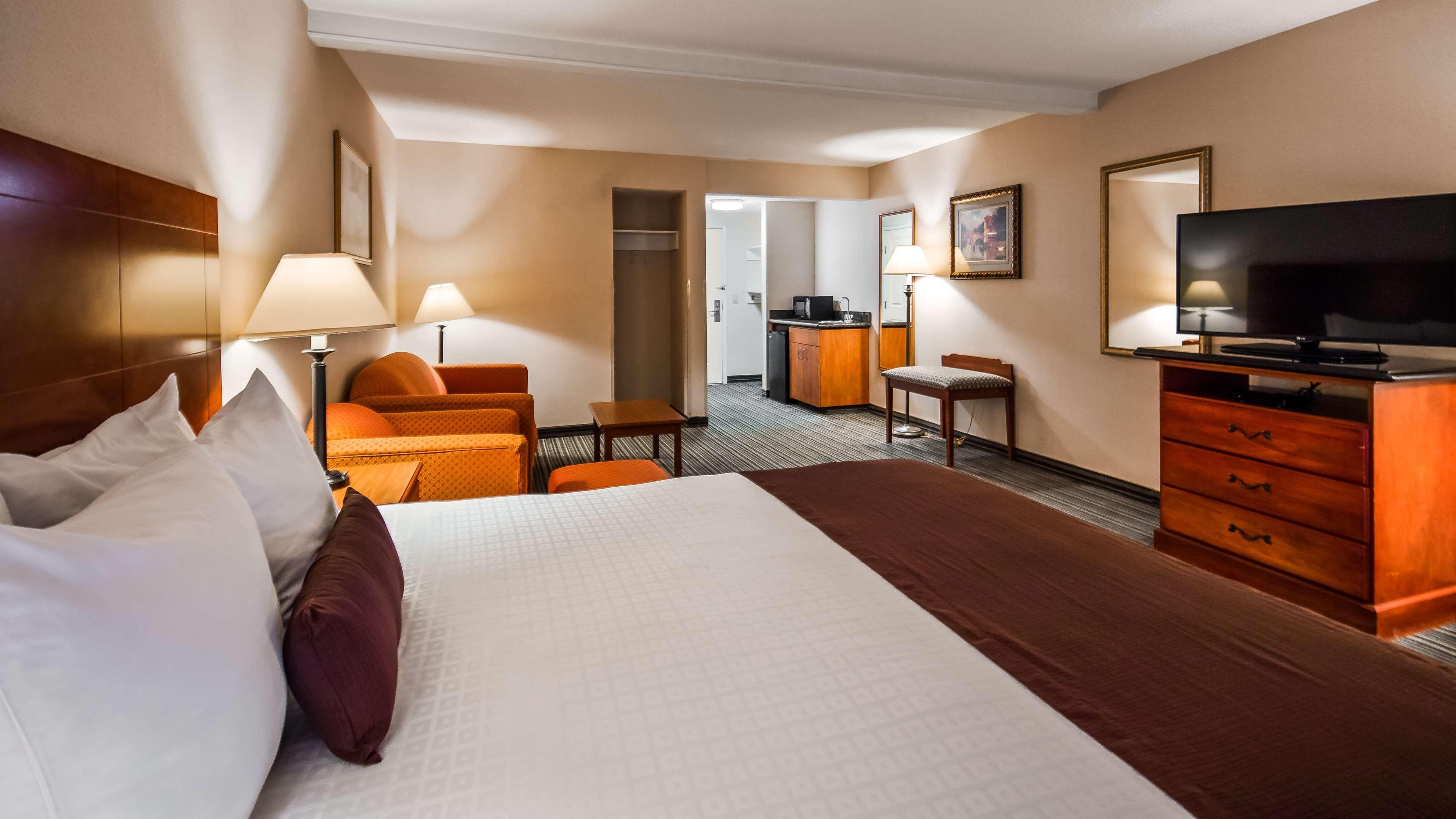 Best Western Plus Twin View Inn And Suites Redding Exteriör bild