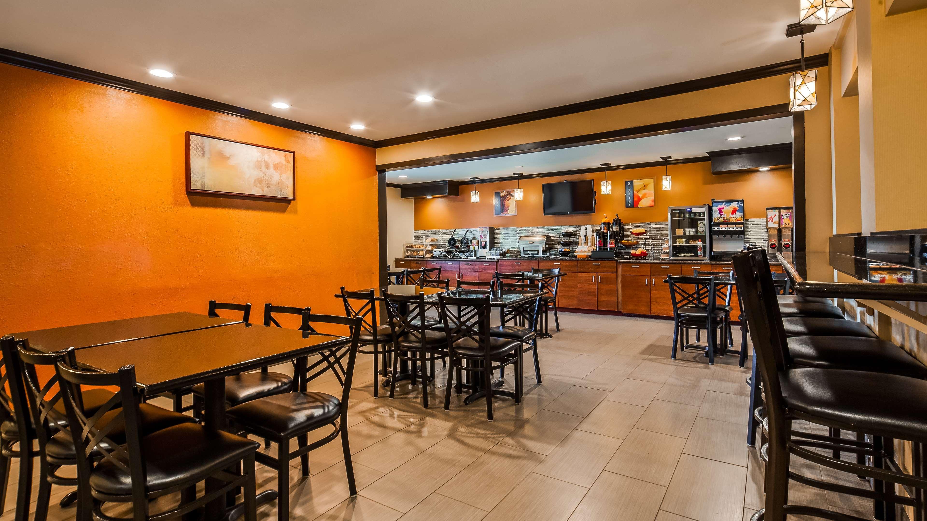 Best Western Plus Twin View Inn And Suites Redding Exteriör bild