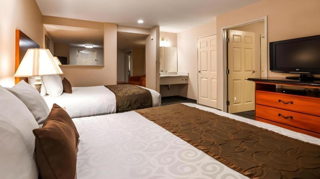 Best Western Plus Twin View Inn And Suites Redding Exteriör bild