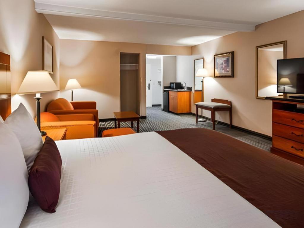 Best Western Plus Twin View Inn And Suites Redding Exteriör bild