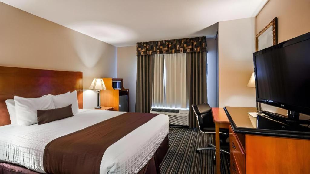 Best Western Plus Twin View Inn And Suites Redding Exteriör bild