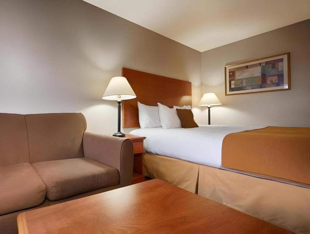 Best Western Plus Twin View Inn And Suites Redding Exteriör bild